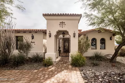 8011 Circula De Hacienda, Lake Havasu City, AZ 86406