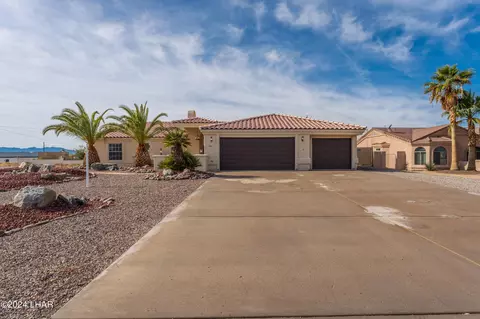 1341 Bentley Blvd, Lake Havasu City, AZ 86404