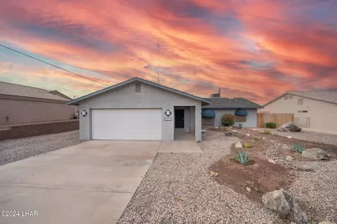 1481 Blackfoot Ln N, Lake Havasu City, AZ 86406