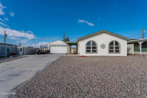2649 Honeybear Dr, Lake Havasu City, AZ 86404