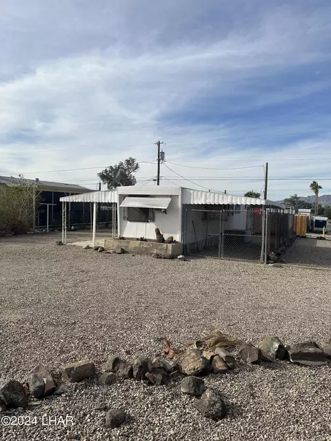 3081 Jennie Ln, Lake Havasu City, AZ 86404