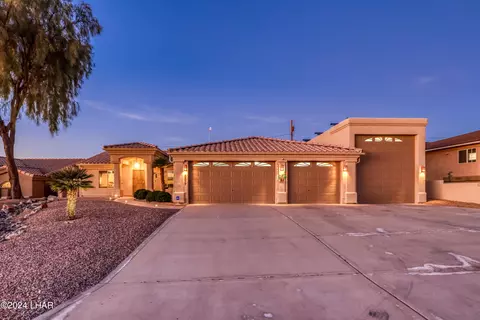 3577 Desert Garden Dr, Lake Havasu City, AZ 86404
