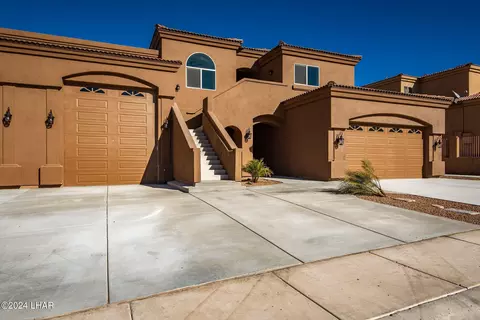 890 Florence Ave #210, Bullhead City, AZ 86429