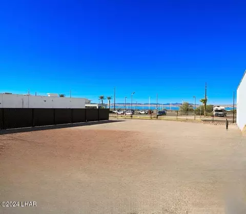290 London Bridge Rd, Lake Havasu City, AZ 86403