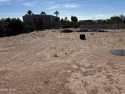 5438 Huachuca Pl, Topock, AZ 86436 photo 4