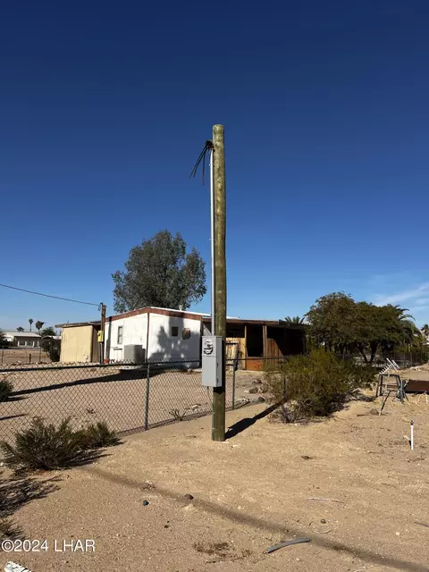 5438 Huachuca Pl, Topock, AZ 86436 photo 6