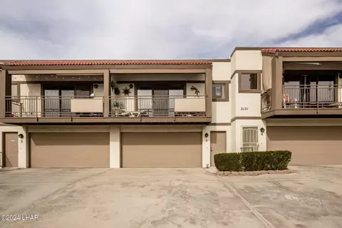 2121 Magnolia Dr #3, Lake Havasu City, AZ 86403