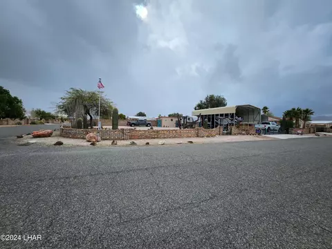49520 Rainbow Dr, Quartzsite, AZ 85346