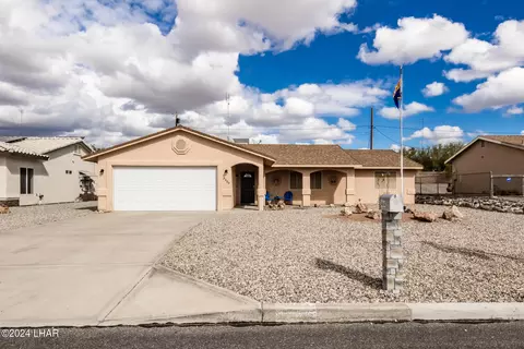 3464 Oro Grande Blvd, Lake Havasu City, AZ 86406