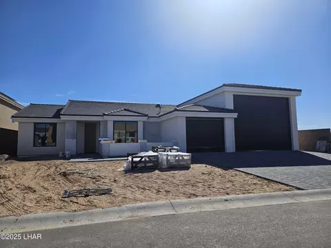 1642 E Susan Dr, Lake Havasu City, AZ 86404