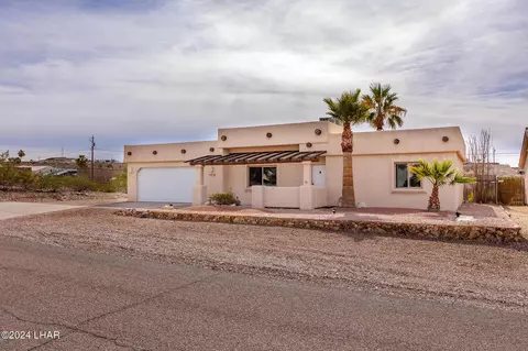 2710 Barite Dr, Lake Havasu City, AZ 86404