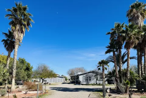 25387 Ochoco Way, Bouse, AZ 85325