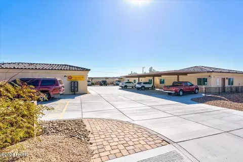 2950 N Kiowa Blvd N #E101, Lake Havasu City, AZ 86404