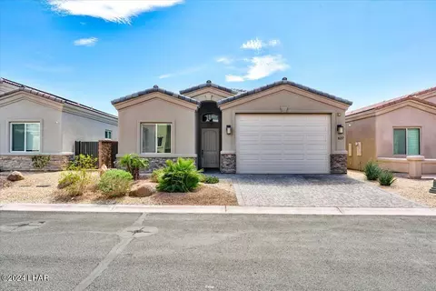 637 Grand Island Dr, Lake Havasu City, AZ 86403