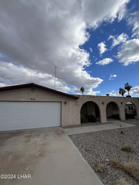 1818 Ambas Dr, Lake Havasu City, AZ 86403