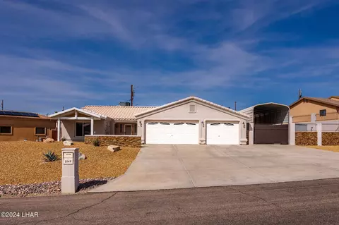 2549 Sunkentree Dr, Lake Havasu City, AZ 86403