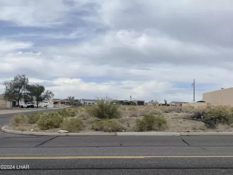 3821 Chemehuevi Blvd, Lake Havasu City, AZ 86406