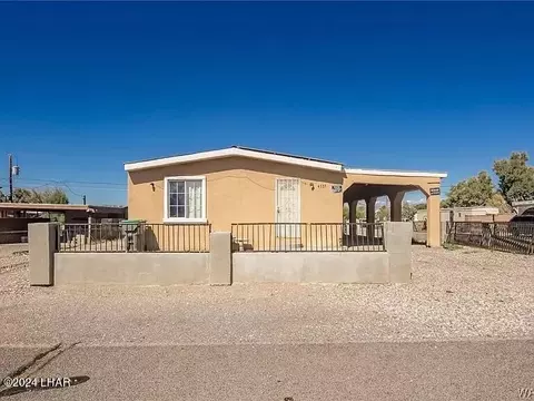 4555 S Calle Esperanza, Fort Mohave, AZ 86426