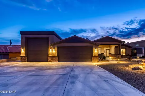 1311 Tamarack Dr, Lake Havasu City, AZ 86404