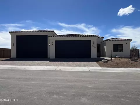 7980 Plaza De Los Pajaros, Lake Havasu City, AZ 86406