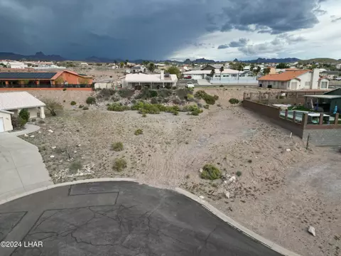 2573 Ridge Run Ave, Bullhead City, AZ 86429