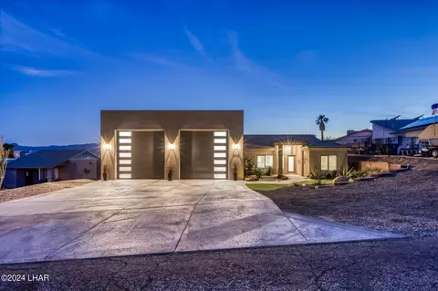 2378 Holly Ave, Lake Havasu City, AZ 86403