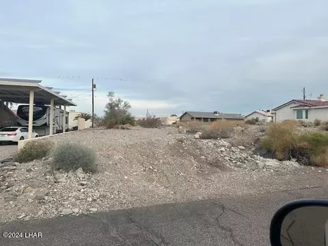 1665 Cardinal Dr, Lake Havasu City, AZ 86403