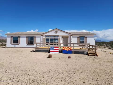 14074 Red Lake Rd, Yucca, AZ 86438