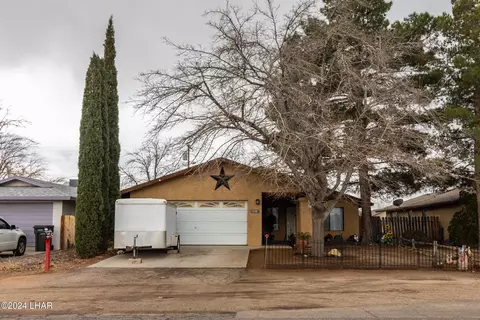 1938 Golden Gate Ave, Kingman, AZ 86401