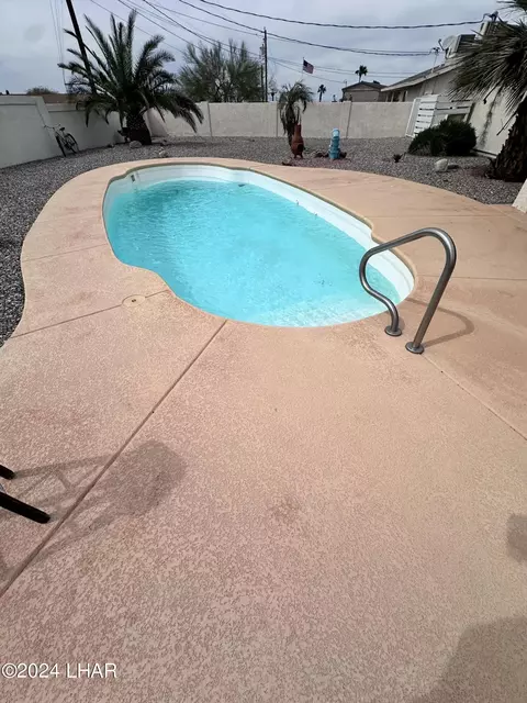 3750 Deerpath Dr, Lake Havasu City, AZ 86406