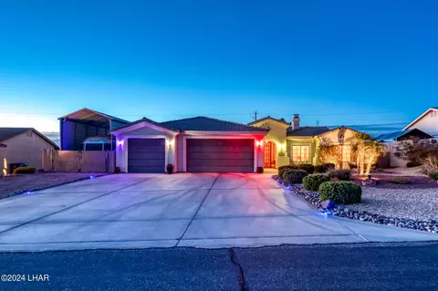 3631 Breakwater Dr, Lake Havasu City, AZ 86406