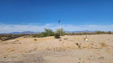 5 71 Acres Frontage Rd, Yucca, AZ 86438