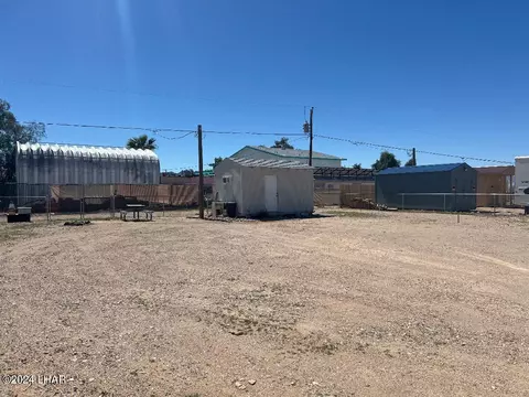4928 E Island Pl, Topock, AZ 86436