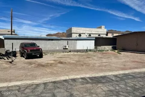 36913 Sunset Ln, Parker, AZ 85344