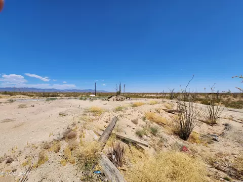 14279 Anegam Rd, Yucca, AZ 86438 photo 29
