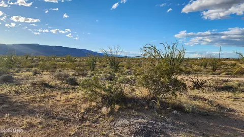 14279 Anegam Rd, Yucca, AZ 86438 photo 20