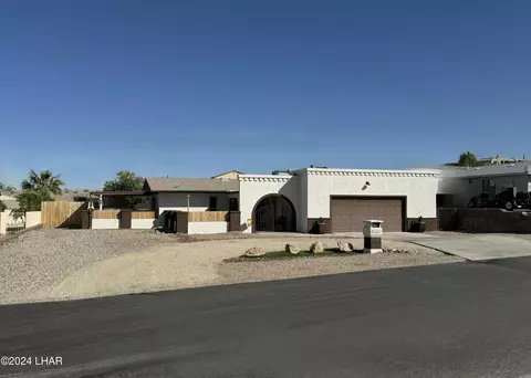 142 Chippewa Ln, Lake Havasu City, AZ 86404