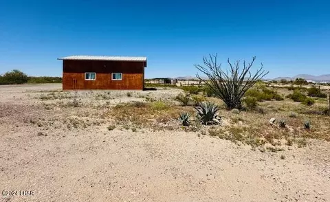 40403 Mesquite Ave, Salome, AZ 85348