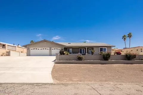 1850 Pinion Tree Dr, Lake Havasu City, AZ 86406