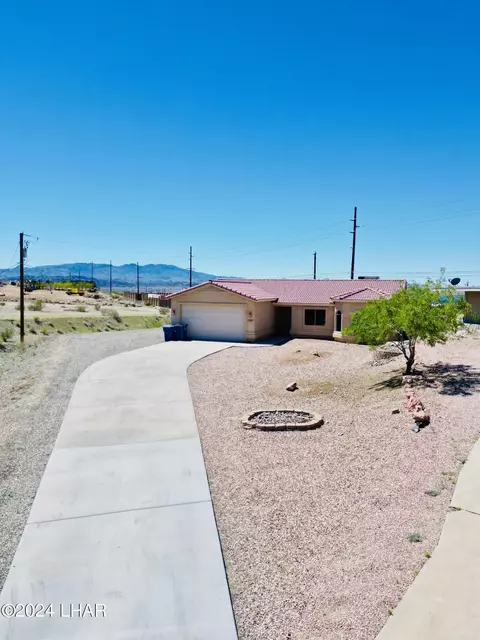 1227 Lake Havasu Ct, Lake Havasu City, AZ 86404