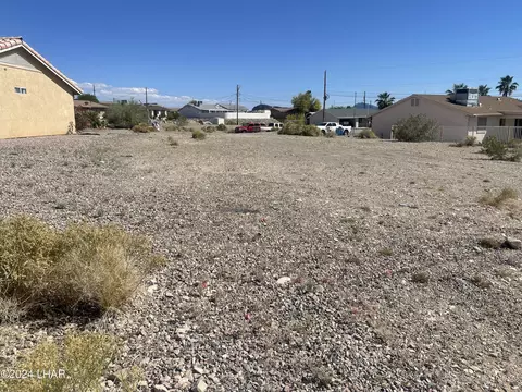 652 Apache Dr, Lake Havasu City, AZ 86406
