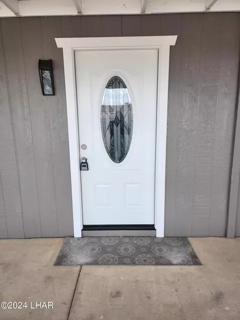 3155 Lake Dr, Lake Havasu City, AZ 86404