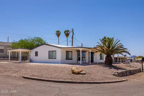 1560 Russell Dr, Lake Havasu City, AZ 86404