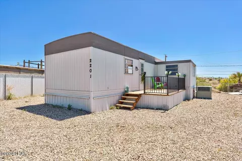 2201 Quartzite Ln, Lake Havasu City, AZ 86404