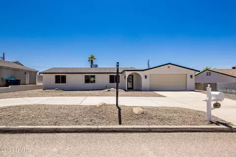 3202 Kiowa Blvd S, Lake Havasu City, AZ 86404