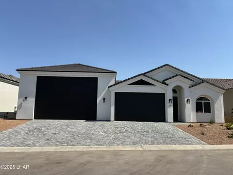 1739 E Persimmon Ave, Lake Havasu City, AZ 86404