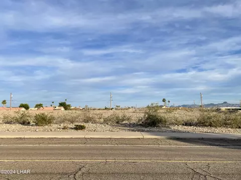 2480 N Kiowa Blvd, Lake Havasu City, AZ 86403