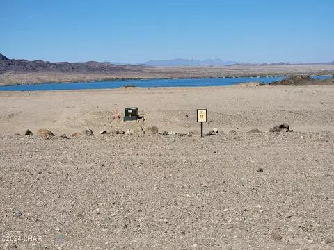 2531 Aubrey Hills Ln, Lake Havasu City, AZ 86406