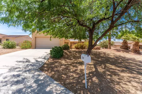 2530 Tradewind Dr, Lake Havasu City, AZ 86403