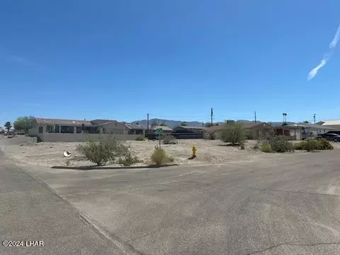 2360 Atlantic Dr, Lake Havasu City, AZ 86404